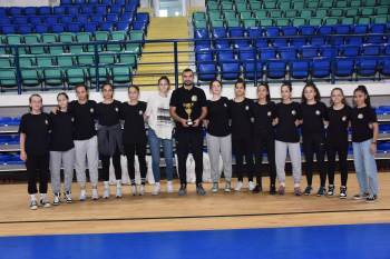 Bozüyüklü ’Bizim Kızlar’ Final Grubundaki Maçlarda 4. Oldu
