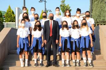 Bozüyüklü Kadın Voleybolcular 2. Lig’E Son Sürat Hazırlanıyor
