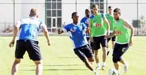 Brezilyalı Jomio deneniyor