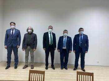 Bşeü Genel Sekreter Yardımcısına Veda Yemeği
