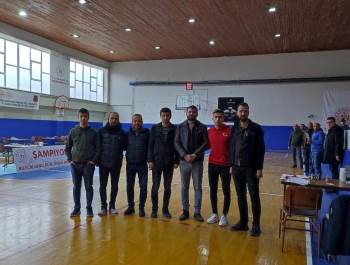 Bşeü Satranç Turnuvasına Damga Vurdu
