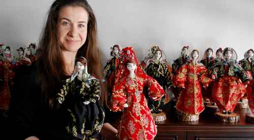 Bu bebekler eski sandıklardan çıktı