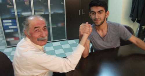 BU BİLEĞİ KİMSE BÜKEMİYOR