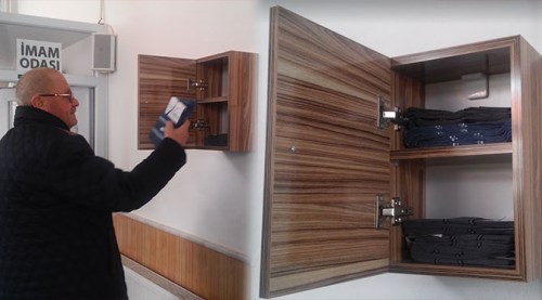 Bu camide çoraplar Allah rızası için hediye