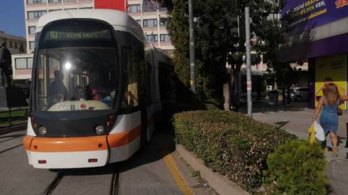 Bu çilenin önüne geçilmiyor: Yine tramvay seferleri aksadı