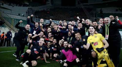 Bu çocuklar pirana gibi olacaklar!