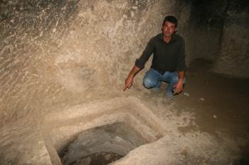 Bu Da Milattan Önce Yapılan Doğal Buzdolabı
