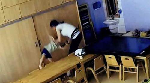 Bu görüntüler Türkiye'yi ayağa kaldırdı: Kreşte şiddet...