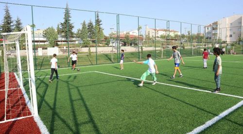 Bu halı saha ücretsiz