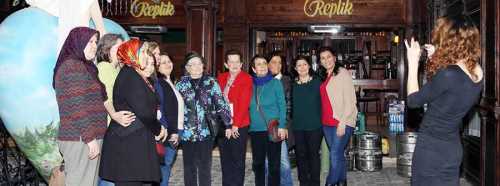 BU HEYKELLER SEVGİLİLERE ÖZEL