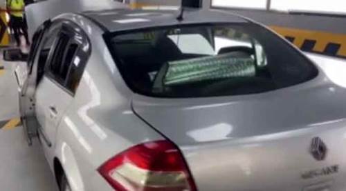 Bu kadar da olmaz! Önü 2007, arkası 2009 model!