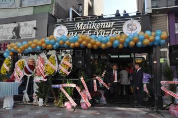 Bu Kafeyi 14 Down Sendromlu Birey İşletecek
