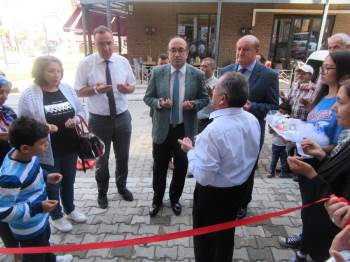 Bu Kermes Sokak Hayvanları Yararına
