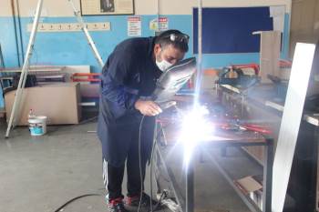 Bu Liselerden Mezun Olanlar Yüzde 90 İş Sahibi Oluyor
