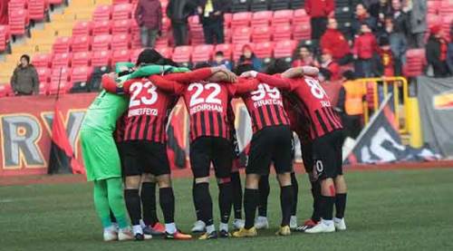 Bu mesajı paylaştı ve hesabını kapattı