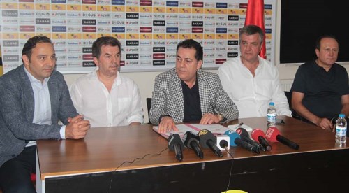 Bu nasıl imza töreni?