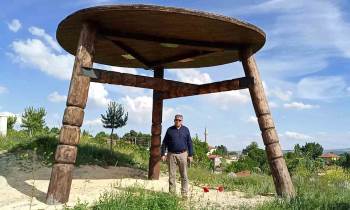 Bu Sofrayı Gören Şaşırıyor
