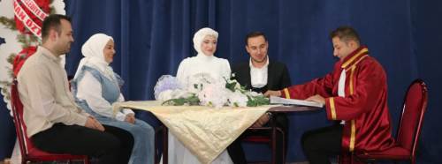 Bu tarihi kaçırmak istemediler: Bir günde 26 nikah kıyıldı!