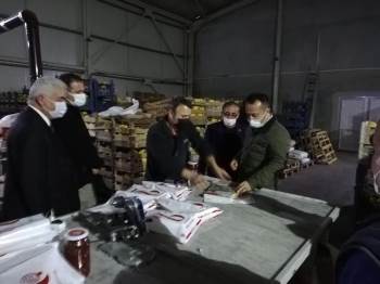 Bu Tesiste Yılda 700 Ton Salça, 250 Ton Ayva, 50 Ton Nar, 100 Ton Sebze İşleniyor
