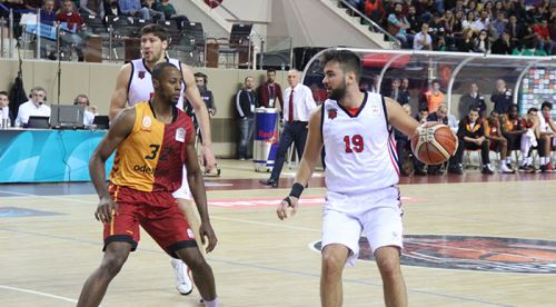  Buğrahan Tuncer performansıyla dikkat çekiyor