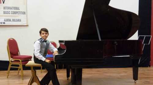 Bulgaristan'dan birincilikle döndü