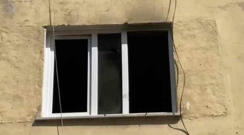 Bunalıma girdi, evi ateşe verdi!