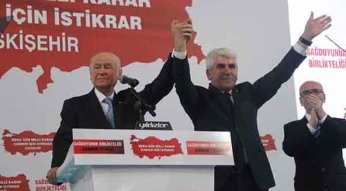 Burhan Sakallı'nın parmağındaki işaret