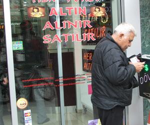 Döviz büroları da altın almaya başladı