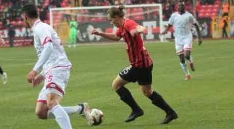 Büyük talihsizlik! Ameliyat olacak...