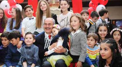 Büyükerşen, 23 Nisan'a sahip çıksın!