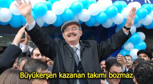 Büyükerşen kazanan takımı bozmaz!