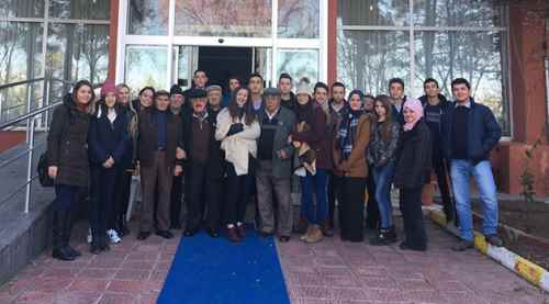Büyüklerimiz en önemli değerimiz