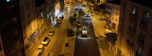 Büyükşehir’den gece mesaisi: Eskişehir'de cadde ve bulvarlar yenileniyor
