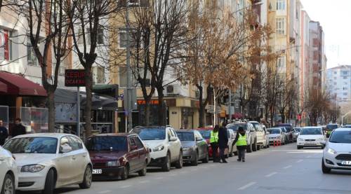Caddelerdeki park ücreti kalktı şimdi ne olacak?