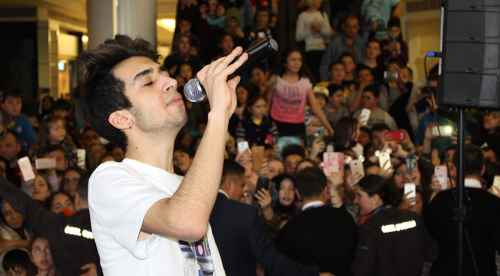 Çağatay Akman hayranlarıyla buluştu