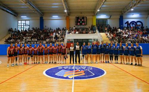 Çağdaş Okulları'nda Azerbaycan milli takımlarıyla dostluk maçı