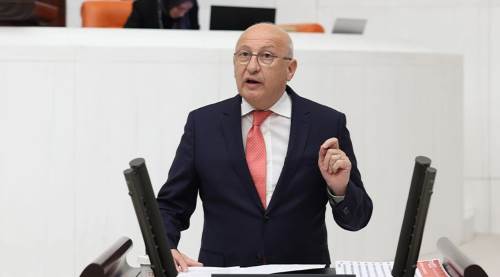 Çakırözer: "PM’de olsun ya da olmasın hedefimiz iktidar!”