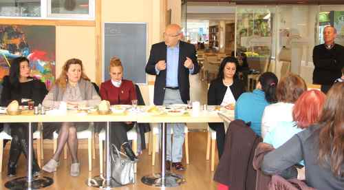 Çakırözer 'Hayır' diyen kadınlara teşekkür etti