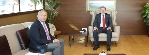 Çakırözer Bakan'a gitti Es Es'e destek olun dedi