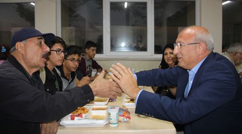 Çakırözer Muharrem iftarına konuk oldu