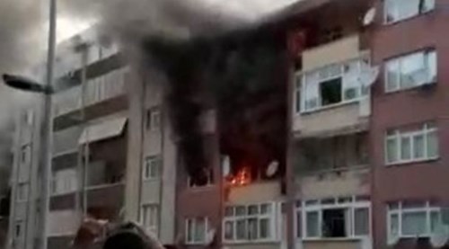 Çakmakla oynayan çocuk evi yaktı