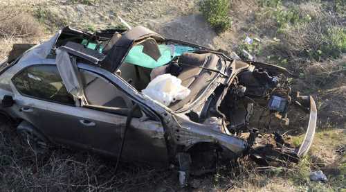 ÇALINTI ARAÇLA KAZA: 1 ÖLÜ