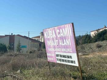 Cami İnşaatından Geriye Tabelası Kaldı
