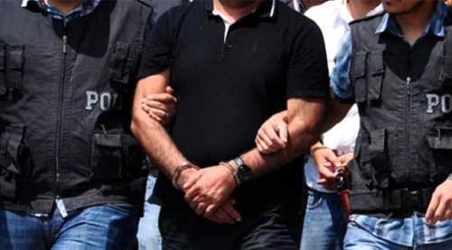 ÇARPTI KÜFRETTİ KAÇTI YAKALANDI