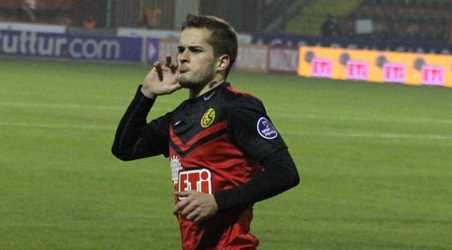 CAUSIC OSASUNA İLE ANLAŞTI