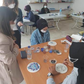 Çavdarhisar’Da ’’Sır Altı Çini İşleme’’
