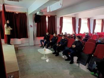 Çavdarhisar’Da Annelere Uyuşturucu Semineri
