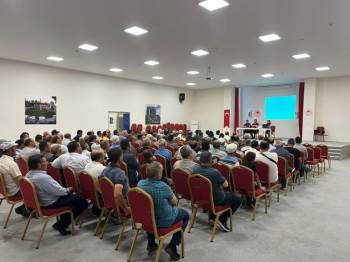 Çavdarhisar’Da Çiftçi Bilgilendirme Toplantısı
