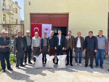 Çavdarhisar’Da Çiftçilere Yüzde 50 Hibeli 37 Bin 500 Kilogram Nohut Tohumu Dağıtıldı
