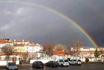 Çavdarhisar’Da Gökkuşağı Büyüledi

